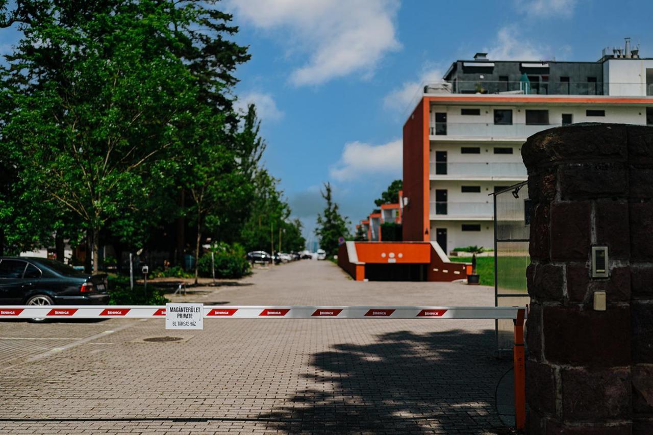 בלטונללה Butique Apartman מראה חיצוני תמונה